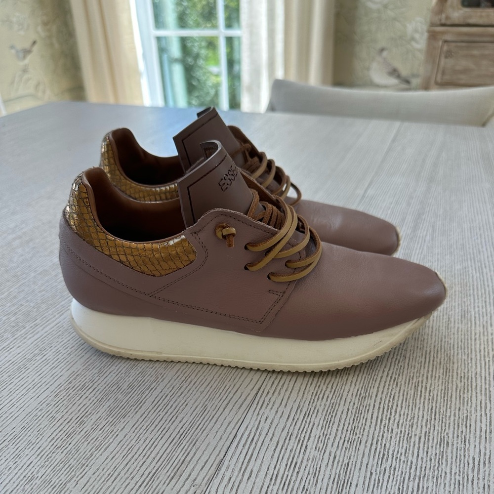 Esseutesse Rose Taupe Shoes - size 39
